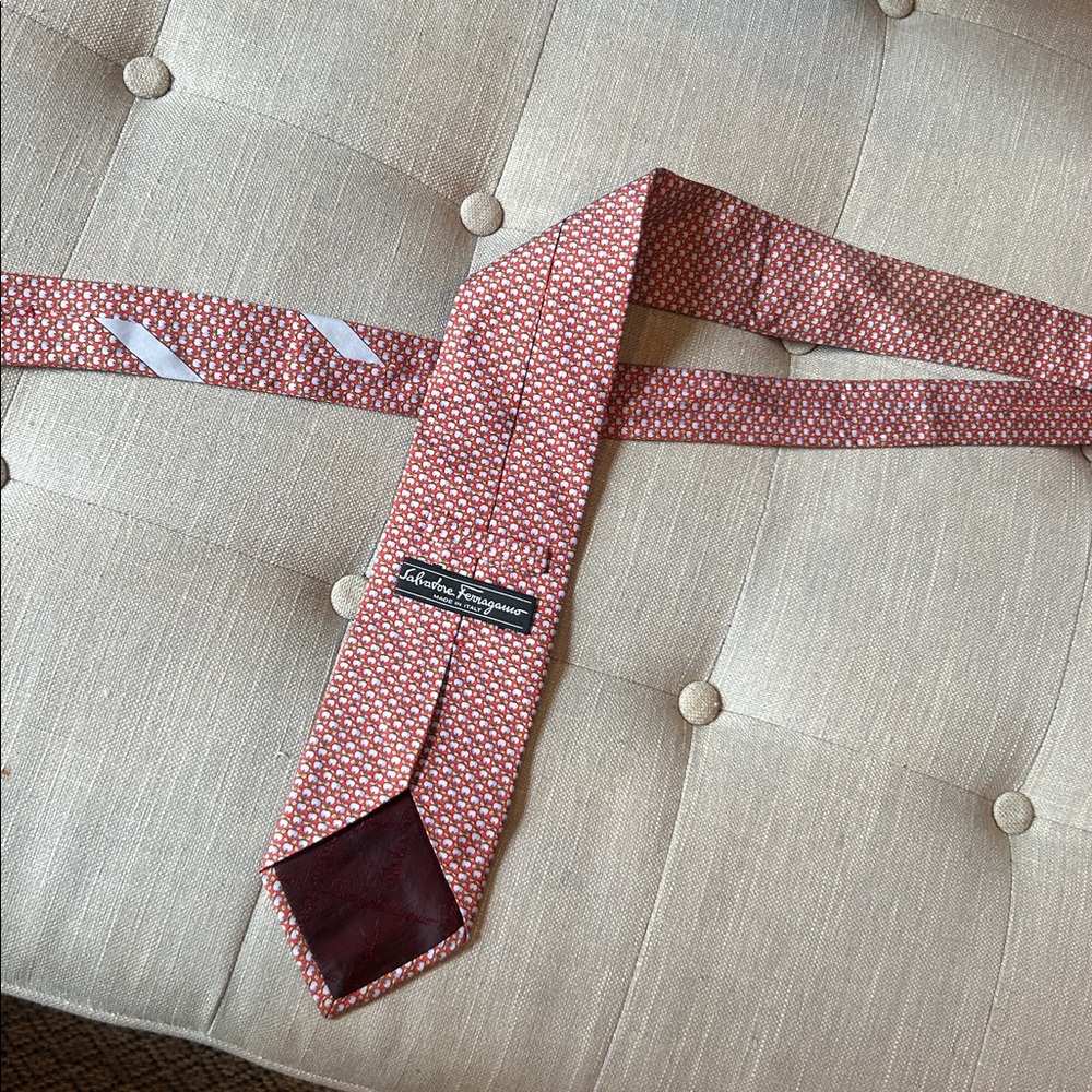 Salvatore Ferragamo 100% Silk Men’s Tie